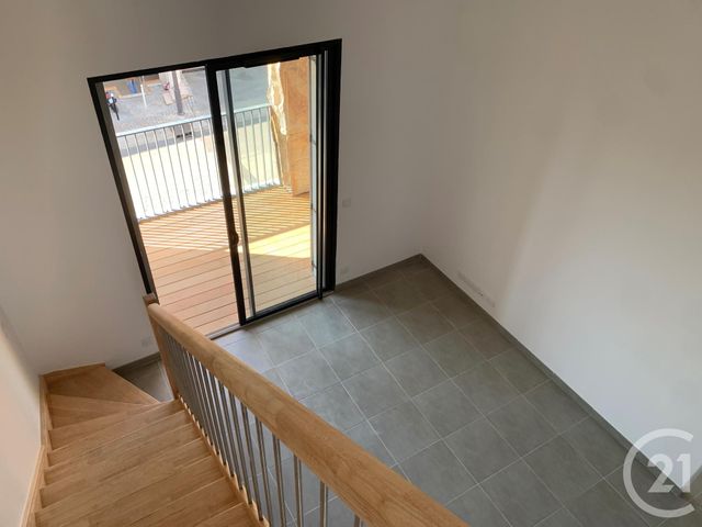 Appartement T3 à vendre - 3 pièces - 59.0 m2 - BORMES LES MIMOSAS - 83 - PROVENCE-ALPES-COTE-D-AZUR - Century 21 Net-Immo Agency