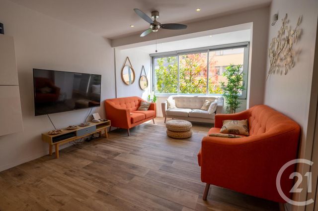 appartement - LE LAVANDOU - 83