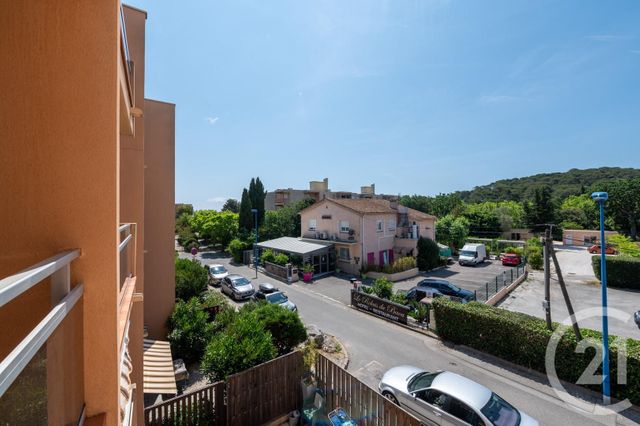 Appartement T3 à vendre - 3 pièces - 55.71 m2 - BORMES LES MIMOSAS - 83 - PROVENCE-ALPES-COTE-D-AZUR - Century 21 Net-Immo Agency