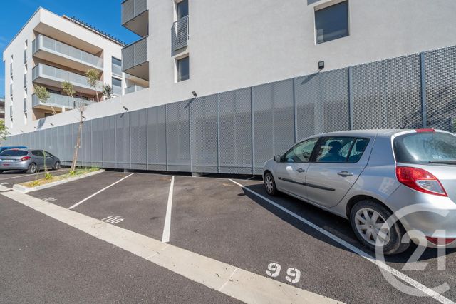 parking à vendre - 14.2 m2 - LE LAVANDOU - 83 - PROVENCE-ALPES-COTE-D-AZUR - Century 21 Net-Immo Agency
