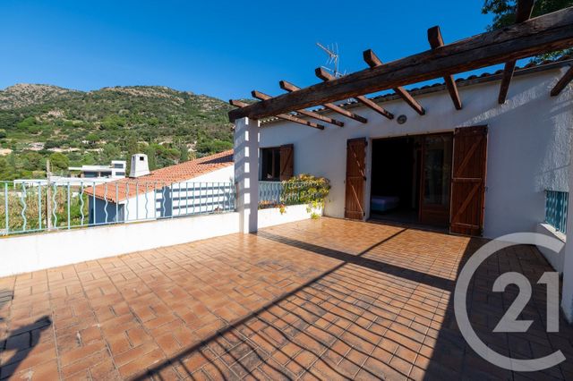 maison à vendre - 5 pièces - 162.01 m2 - LE LAVANDOU - 83 - PROVENCE-ALPES-COTE-D-AZUR - Century 21 Net-Immo Agency