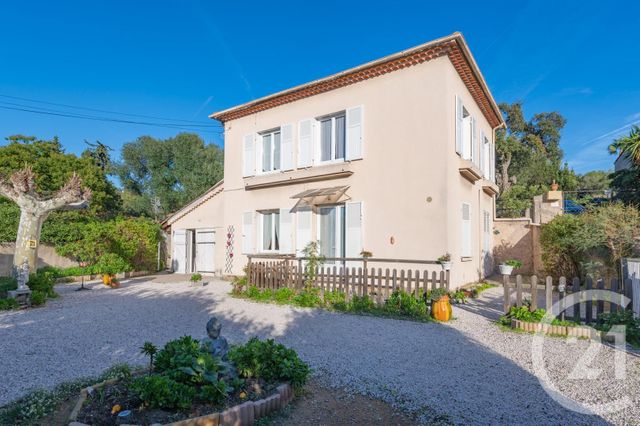 maison - BORMES LES MIMOSAS - 83