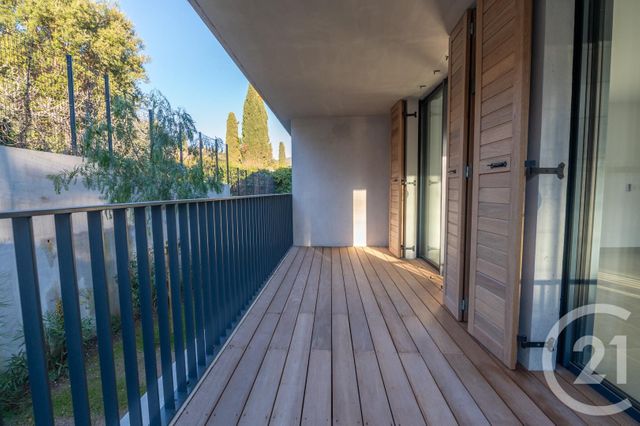 Afficher la photo en grand Appartement à vendre - 3 pièces - 63.0 m2 - BORMES LES MIMOSAS - 83 - PROVENCE-ALPES-COTE-D-AZUR - Century 21 Net-Immo Agency