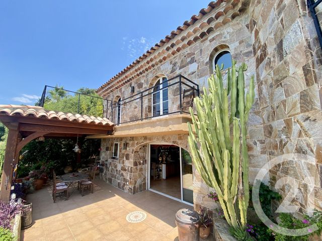 maison à vendre - 8 pièces - 386.0 m2 - RAYOL CANADEL SUR MER - 83 - PROVENCE-ALPES-COTE-D-AZUR - Century 21 Net-Immo Agency