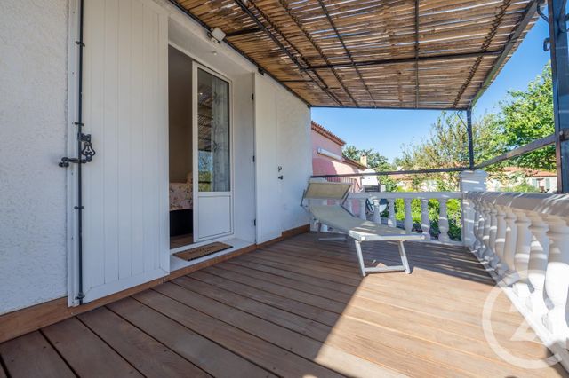 Afficher la photo en grand Appartement F4 à vendre - 5 pièces - 74.0 m2 - GRIMAUD - 83 - PROVENCE-ALPES-COTE-D-AZUR - Century 21 Net-Immo Agency