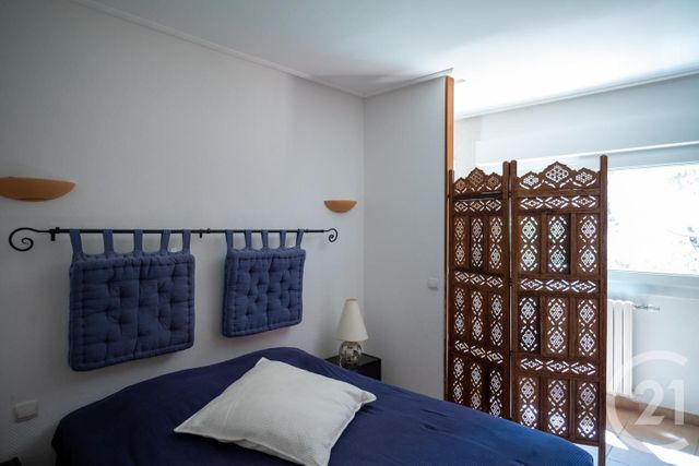 Afficher la photo en grand maison à vendre - 13 pièces - 310.0 m2 - BORMES LES MIMOSAS - 83 - PROVENCE-ALPES-COTE-D-AZUR - Century 21 Net-Immo Agency
