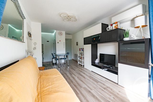 appartement - LE LAVANDOU - 83