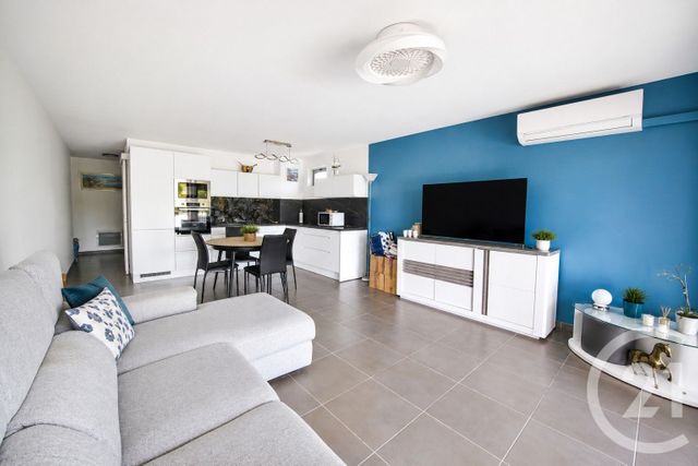 Appartement F3 à vendre - 3 pièces - 65.32 m2 - LE LAVANDOU - 83 - PROVENCE-ALPES-COTE-D-AZUR - Century 21 Net-Immo Agency