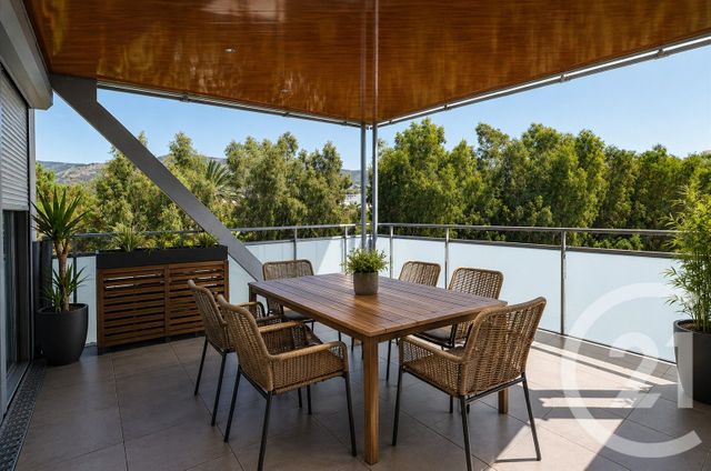 Appartement F3 à vendre LE LAVANDOU