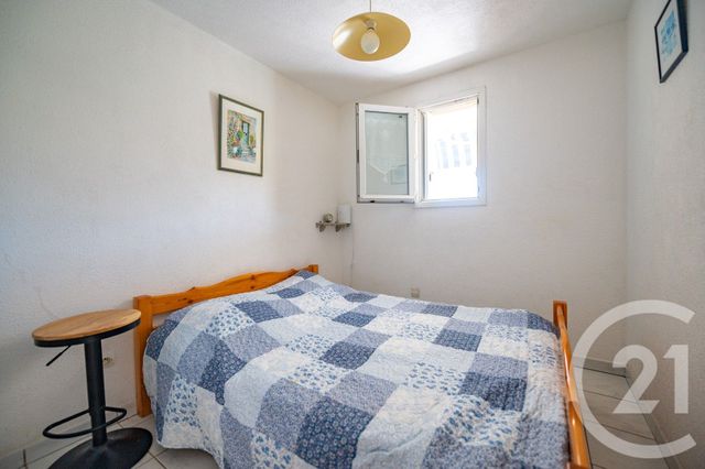 Appartement F2 à vendre - 2 pièces - 27.9 m2 - LE LAVANDOU - 83 - PROVENCE-ALPES-COTE-D-AZUR - Century 21 Net-Immo Agency