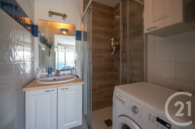 Appartement F2 à vendre - 2 pièces - 27.9 m2 - LE LAVANDOU - 83 - PROVENCE-ALPES-COTE-D-AZUR - Century 21 Net-Immo Agency