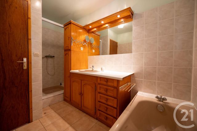 maison à vendre - 4 pièces - 121.17 m2 - BORMES LES MIMOSAS - 83 - PROVENCE-ALPES-COTE-D-AZUR - Century 21 Net-Immo Agency