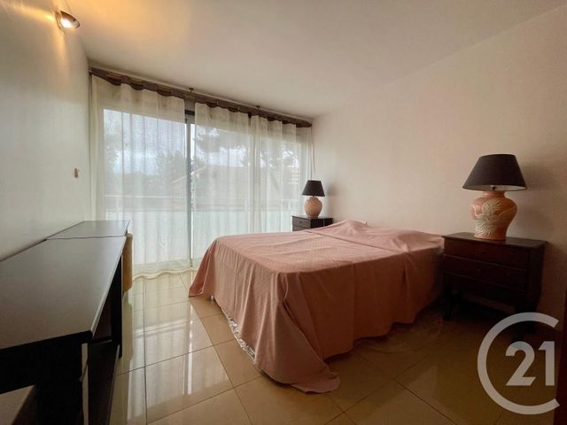 Appartement T3 à vendre - 3 pièces - 79.69 m2 - BORMES LES MIMOSAS - 83 - PROVENCE-ALPES-COTE-D-AZUR - Century 21 Net-Immo Agency