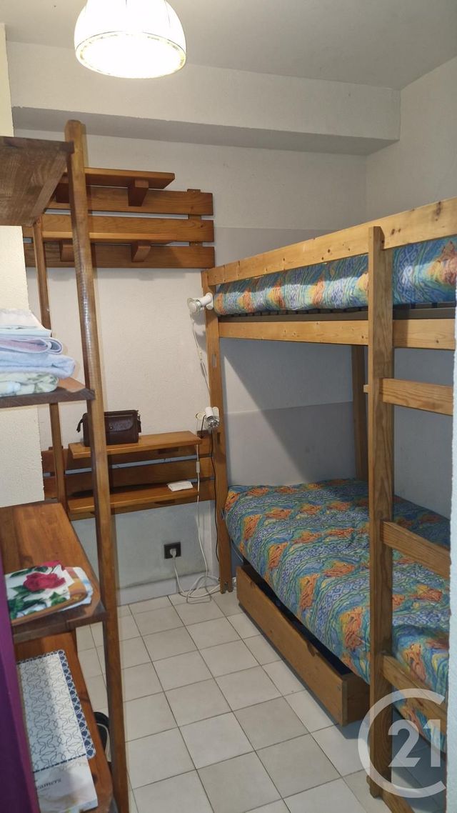 Appartement Studio cabine à vendre - 2 pièces - 25.29 m2 - LE LAVANDOU - 83 - PROVENCE-ALPES-COTE-D-AZUR - Century 21 Net-Immo Agency