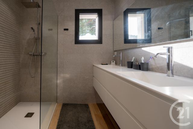 maison à vendre - 5 pièces - 108.08 m2 - LE LAVANDOU - 83 - PROVENCE-ALPES-COTE-D-AZUR - Century 21 Net-Immo Agency