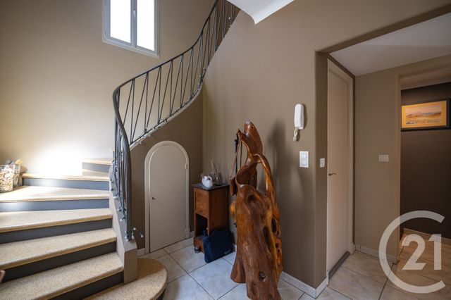 maison à vendre - 5 pièces - 163.0 m2 - LE LAVANDOU - 83 - PROVENCE-ALPES-COTE-D-AZUR - Century 21 Net-Immo Agency