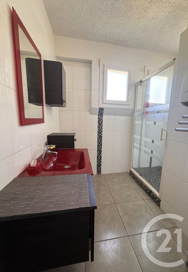 Appartement T4 à vendre - 5 pièces - 120.0 m2 - BORMES LES MIMOSAS - 83 - PROVENCE-ALPES-COTE-D-AZUR - Century 21 Net-Immo Agency