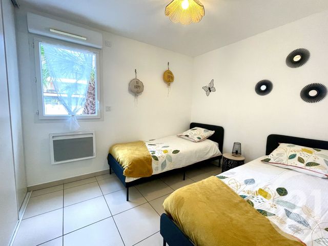 Appartement T3 à vendre - 3 pièces - 66.0 m2 - LE LAVANDOU - 83 - PROVENCE-ALPES-COTE-D-AZUR - Century 21 Net-Immo Agency