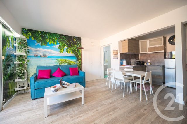 appartement - LE LAVANDOU - 83