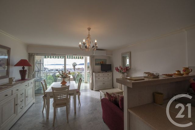 Appartement T2 à vendre - 2 pièces - 46.16 m2 - LE LAVANDOU - 83 - PROVENCE-ALPES-COTE-D-AZUR - Century 21 Net-Immo Agency