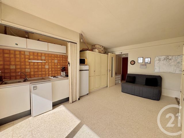 appartement - LE LAVANDOU - 83