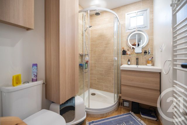 Appartement Studio à vendre - 1 pièce - 27.58 m2 - LE LAVANDOU - 83 - PROVENCE-ALPES-COTE-D-AZUR - Century 21 Net-Immo Agency