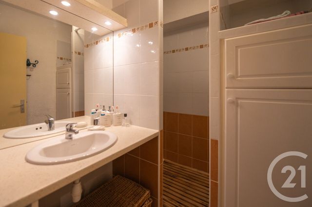 Appartement T2 à vendre - 2 pièces - 43.94 m2 - BORMES LES MIMOSAS - 83 - PROVENCE-ALPES-COTE-D-AZUR - Century 21 Net-Immo Agency