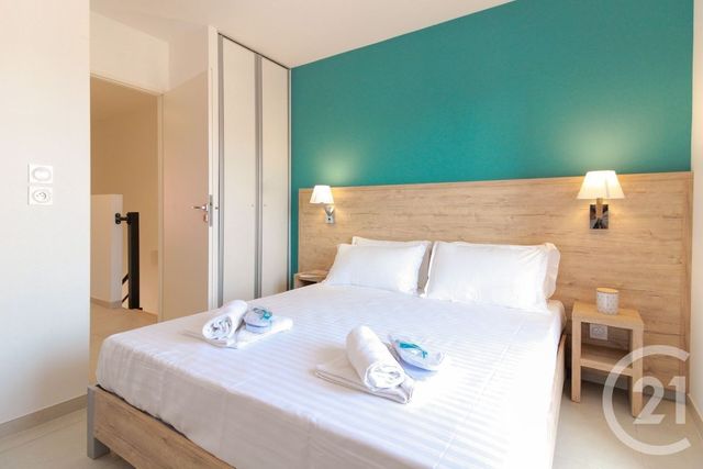 Appartement T3 à vendre - 3 pièces - 58.0 m2 - LE LAVANDOU - 83 - PROVENCE-ALPES-COTE-D-AZUR - Century 21 Net-Immo Agency