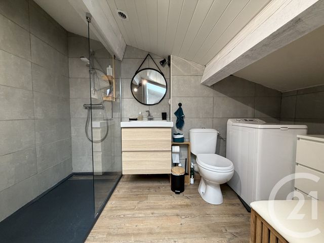 Appartement T3 à vendre - 3 pièces - 40.29 m2 - LE LAVANDOU - 83 - PROVENCE-ALPES-COTE-D-AZUR - Century 21 Net-Immo Agency
