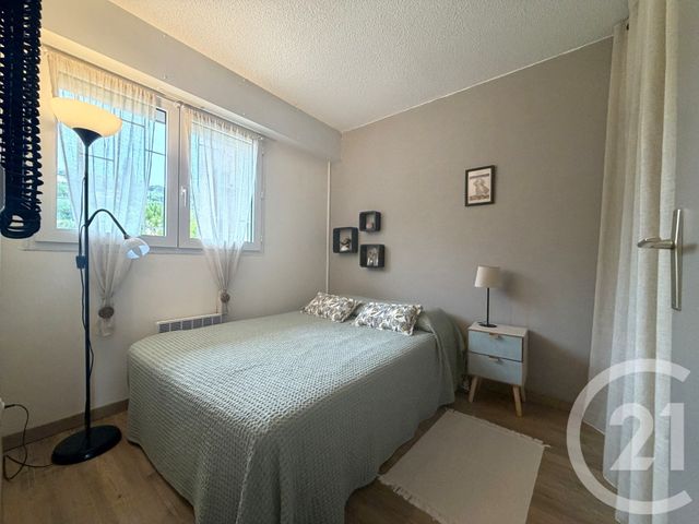 Appartement T3 à vendre - 3 pièces - 40.29 m2 - LE LAVANDOU - 83 - PROVENCE-ALPES-COTE-D-AZUR - Century 21 Net-Immo Agency