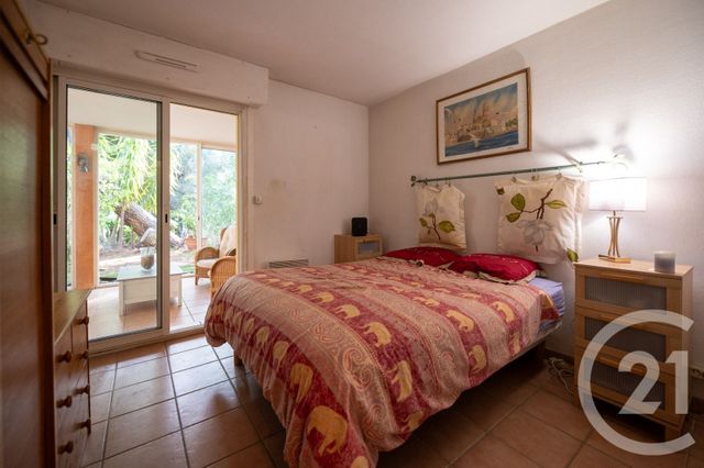 Appartement T2 à vendre - 2 pièces - 47.07 m2 - LE LAVANDOU - 83 - PROVENCE-ALPES-COTE-D-AZUR - Century 21 Net-Immo Agency