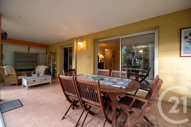 Appartement T2 à vendre - 2 pièces - 47.07 m2 - LE LAVANDOU - 83 - PROVENCE-ALPES-COTE-D-AZUR - Century 21 Net-Immo Agency
