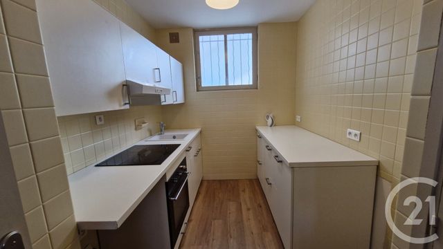 Appartement F2 à vendre - 2 pièces - 41.87 m2 - LE LAVANDOU - 83 - PROVENCE-ALPES-COTE-D-AZUR - Century 21 Net-Immo Agency