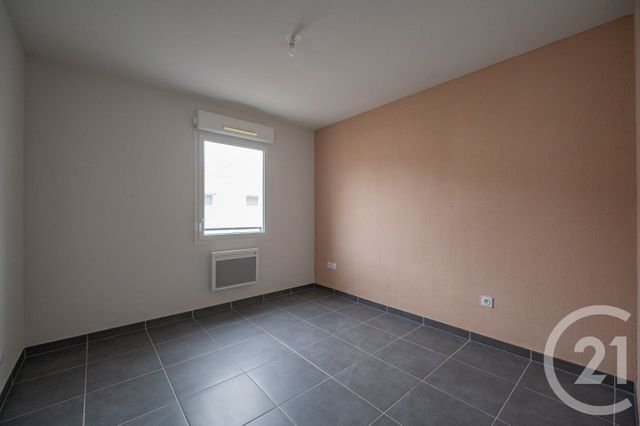 Appartement T4 à vendre - 4 pièces - 83.3 m2 - LE LAVANDOU - 83 - PROVENCE-ALPES-COTE-D-AZUR - Century 21 Net-Immo Agency