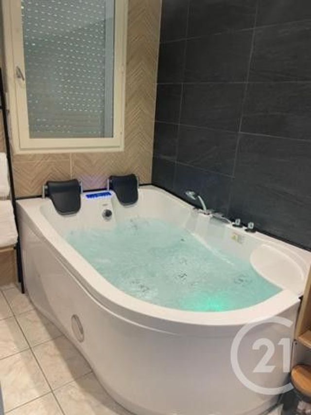 Appartement T1 à vendre - 1 pièce - 32.11 m2 - BORMES LES MIMOSAS - 83 - PROVENCE-ALPES-COTE-D-AZUR - Century 21 Net-Immo Agency