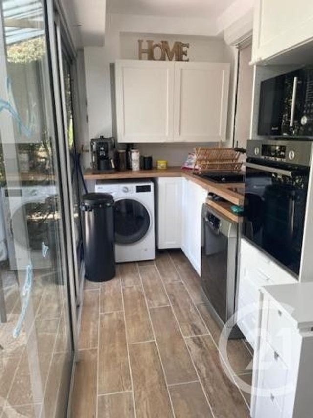 Appartement T1 à vendre - 1 pièce - 32.11 m2 - BORMES LES MIMOSAS - 83 - PROVENCE-ALPES-COTE-D-AZUR - Century 21 Net-Immo Agency