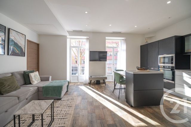 Appartement T3 à vendre - 3 pièces - 54.11 m2 - LE LAVANDOU - 83 - PROVENCE-ALPES-COTE-D-AZUR - Century 21 Net-Immo Agency