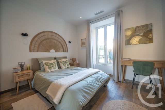 Appartement T3 à vendre - 3 pièces - 54.11 m2 - LE LAVANDOU - 83 - PROVENCE-ALPES-COTE-D-AZUR - Century 21 Net-Immo Agency