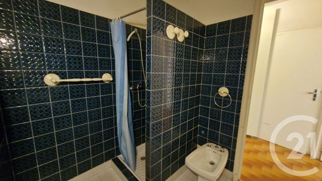 Appartement F2 à vendre - 2 pièces - 45.57 m2 - LE LAVANDOU - 83 - PROVENCE-ALPES-COTE-D-AZUR - Century 21 Net-Immo Agency