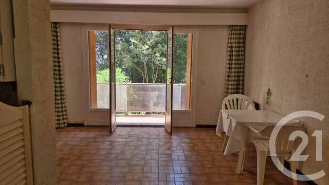 Appartement F2 à vendre - 2 pièces - 45.57 m2 - LE LAVANDOU - 83 - PROVENCE-ALPES-COTE-D-AZUR - Century 21 Net-Immo Agency