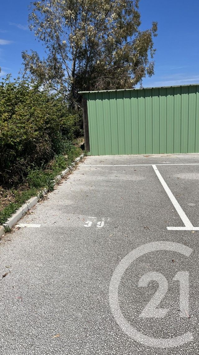 Parking à vendre LA LONDE LES MAURES