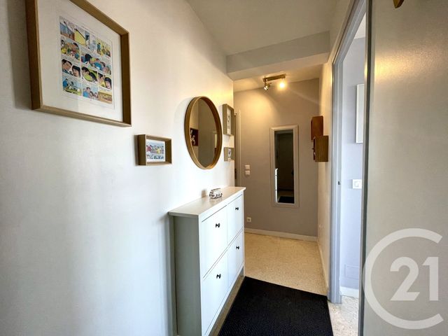 Appartement T3 à vendre - 3 pièces - 48.63 m2 - LE LAVANDOU - 83 - PROVENCE-ALPES-COTE-D-AZUR - Century 21 Net-Immo Agency