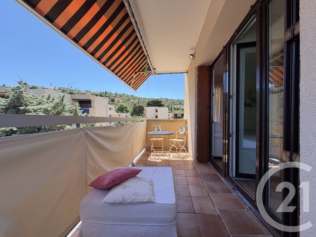 Appartement T2 à vendre - 2 pièces - 31.33 m2 - LE LAVANDOU - 83 - PROVENCE-ALPES-COTE-D-AZUR - Century 21 Net-Immo Agency