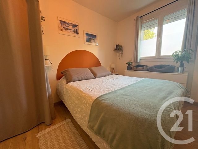 Appartement T2 à vendre - 2 pièces - 40.27 m2 - HYERES - 83 - PROVENCE-ALPES-COTE-D-AZUR - Century 21 Net-Immo Agency