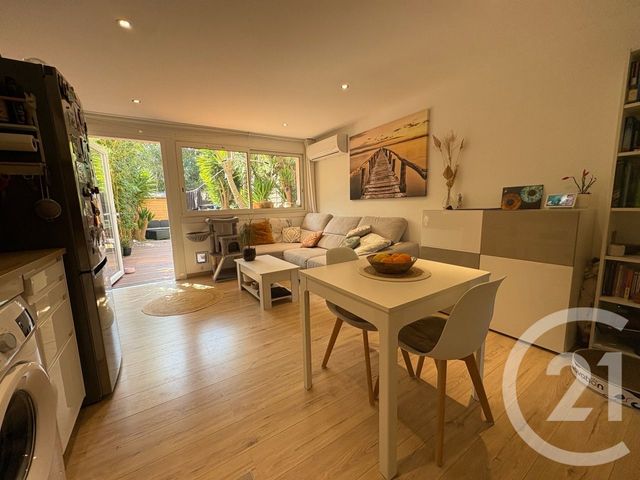 Appartement T2 à vendre - 2 pièces - 40.27 m2 - HYERES - 83 - PROVENCE-ALPES-COTE-D-AZUR - Century 21 Net-Immo Agency