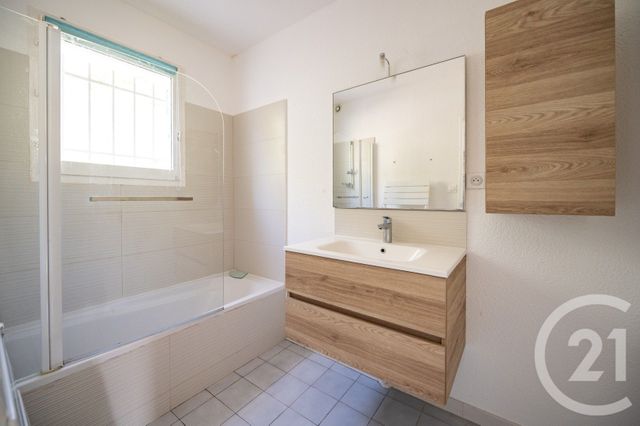 maison à vendre - 4 pièces - 74.54 m2 - BORMES LES MIMOSAS - 83 - PROVENCE-ALPES-COTE-D-AZUR - Century 21 Net-Immo Agency