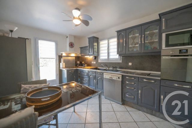 maison à vendre - 4 pièces - 107.51 m2 - LE LAVANDOU - 83 - PROVENCE-ALPES-COTE-D-AZUR - Century 21 Net-Immo Agency