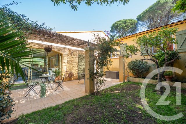 maison à vendre - 4 pièces - 107.51 m2 - LE LAVANDOU - 83 - PROVENCE-ALPES-COTE-D-AZUR - Century 21 Net-Immo Agency