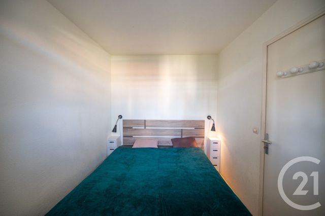 Appartement T2 à vendre - 2 pièces - 26.6 m2 - LE LAVANDOU - 83 - PROVENCE-ALPES-COTE-D-AZUR - Century 21 Net-Immo Agency