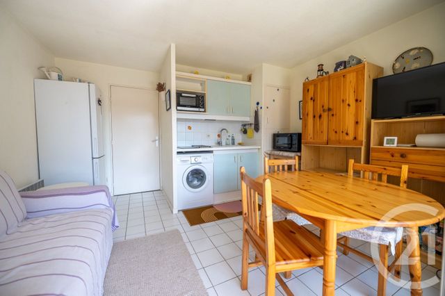 Appartement T2 à vendre - 2 pièces - 26.6 m2 - LE LAVANDOU - 83 - PROVENCE-ALPES-COTE-D-AZUR - Century 21 Net-Immo Agency